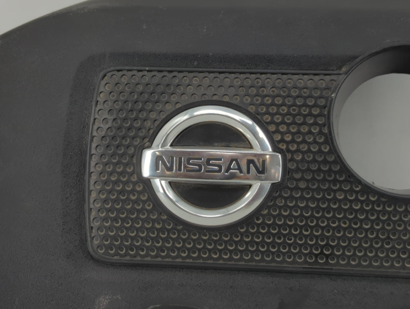 2013 Nissan Sentra Engine Cover - Oemusedautoparts1.com