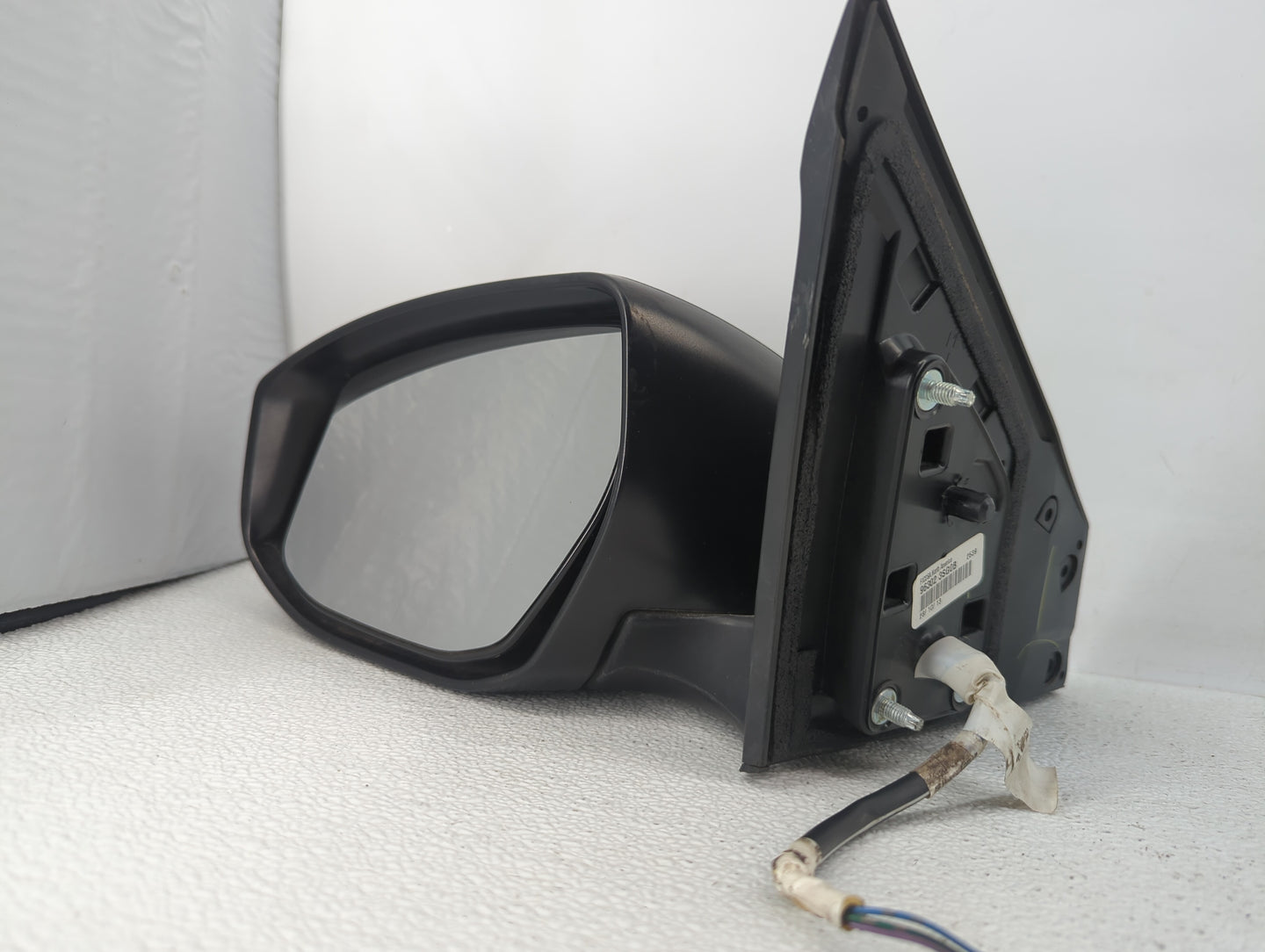 2013-2015 Nissan Sentra Driver Side View Mirror - Left Door Mirror OEM Used - Oemusedautoparts1.com