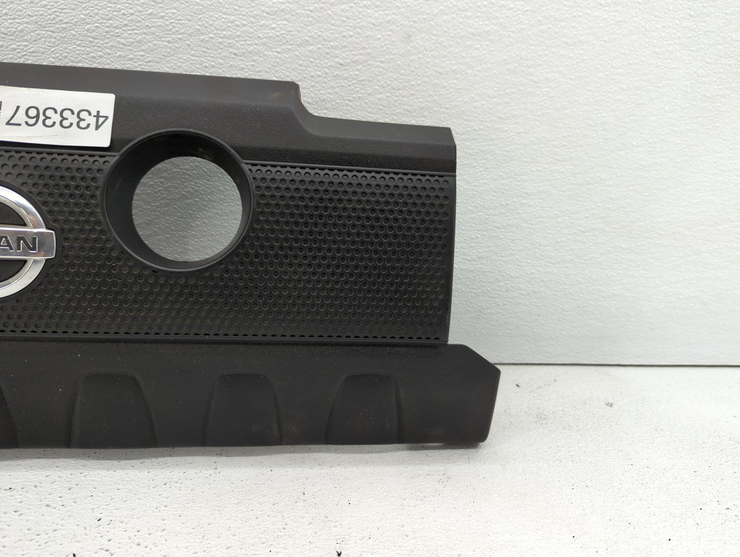 2013 Nissan Sentra Engine Cover - Oemusedautoparts1.com