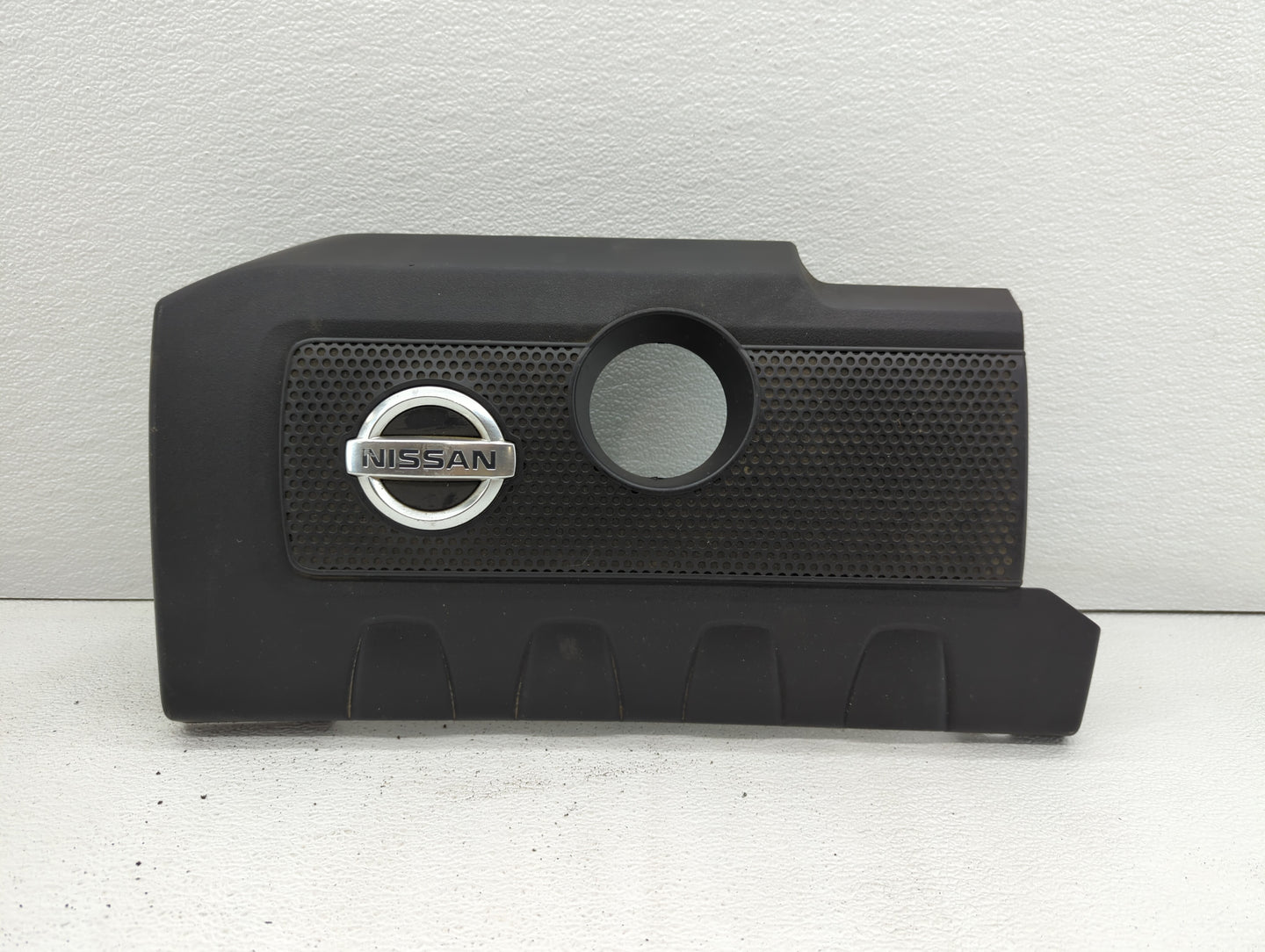 2013 Nissan Sentra Engine Cover - Oemusedautoparts1.com