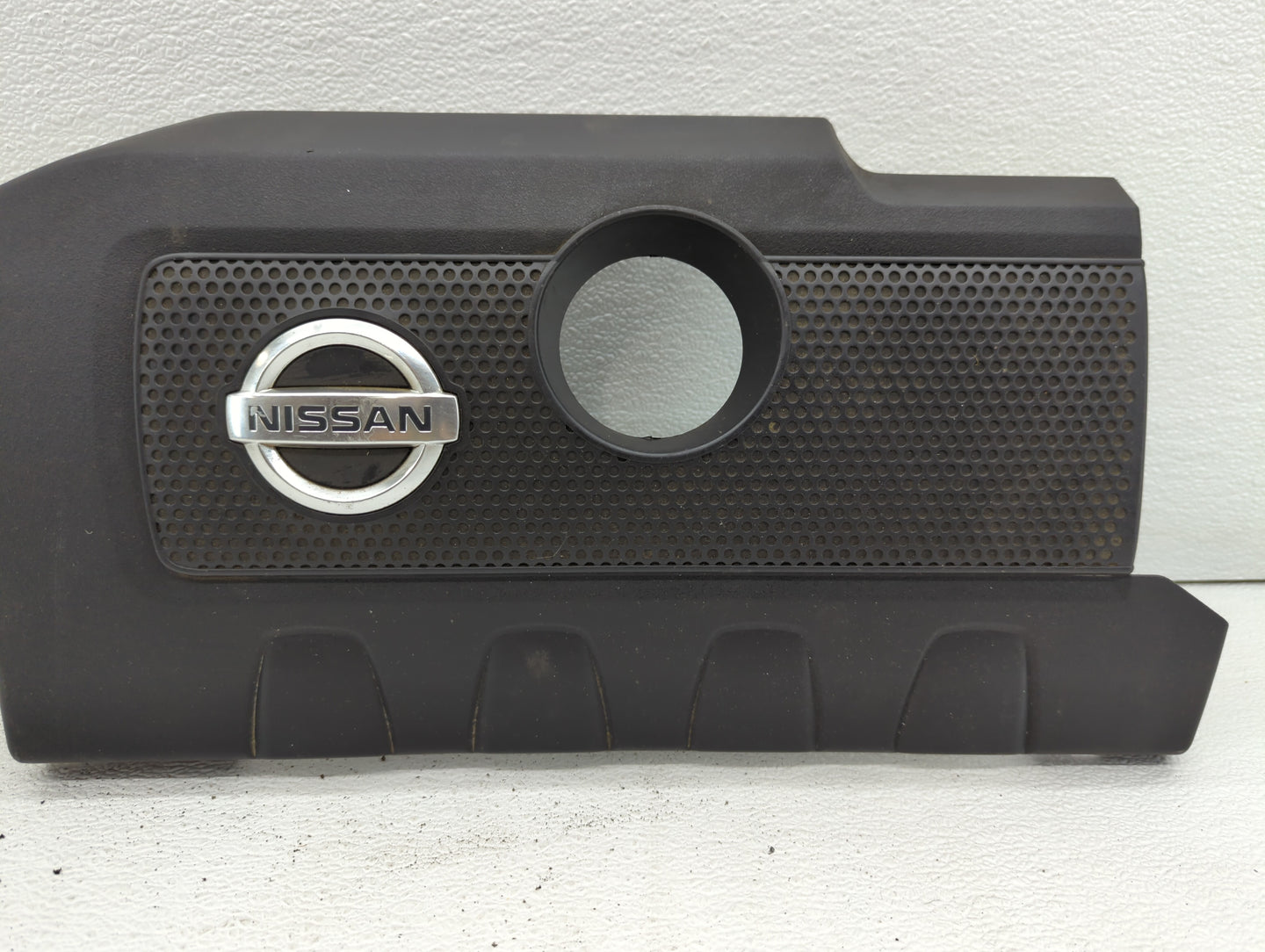 2013 Nissan Sentra Engine Cover - Oemusedautoparts1.com