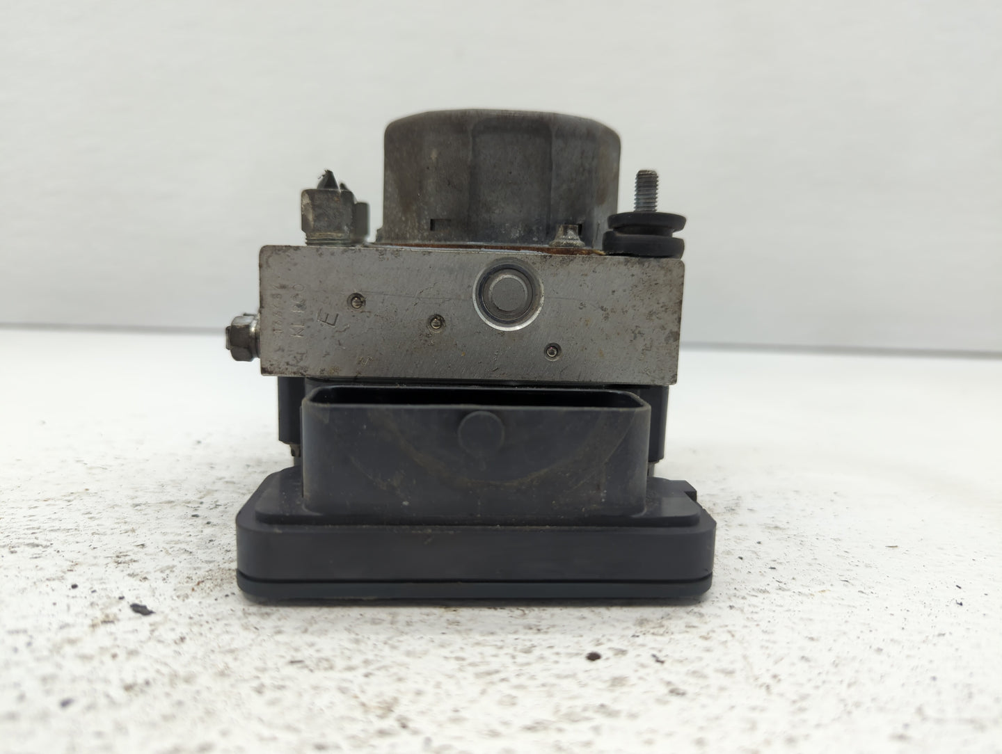 2013-2014 Nissan Sentra ABS Pump Control Module Replacement P/N:47660 3SG0A Fits Fits 2013 2014 OEM Used Auto Parts - Oemuse