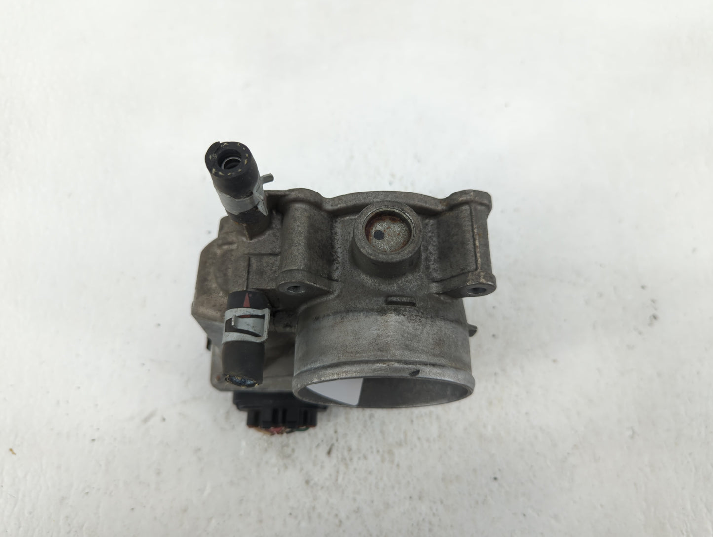 2013-2019 Nissan Sentra Throttle Body P/N:3RA60-01 C 3RA60-01 D, 3RA60-01 A Fits Fits 2013 2014 2015 2016 2017 2018 2019 OEM
