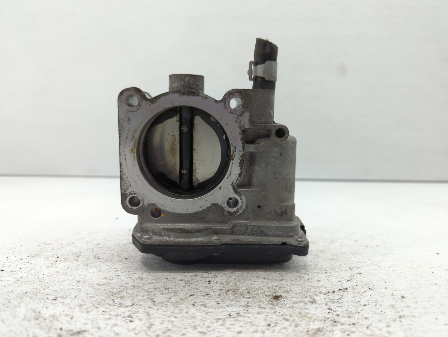 2013-2019 Nissan Sentra Throttle Body P/N:3RA60-01-A Fits Fits 2013 2014 2015 2016 2017 2018 2019 OEM Used Auto Parts - Oemu