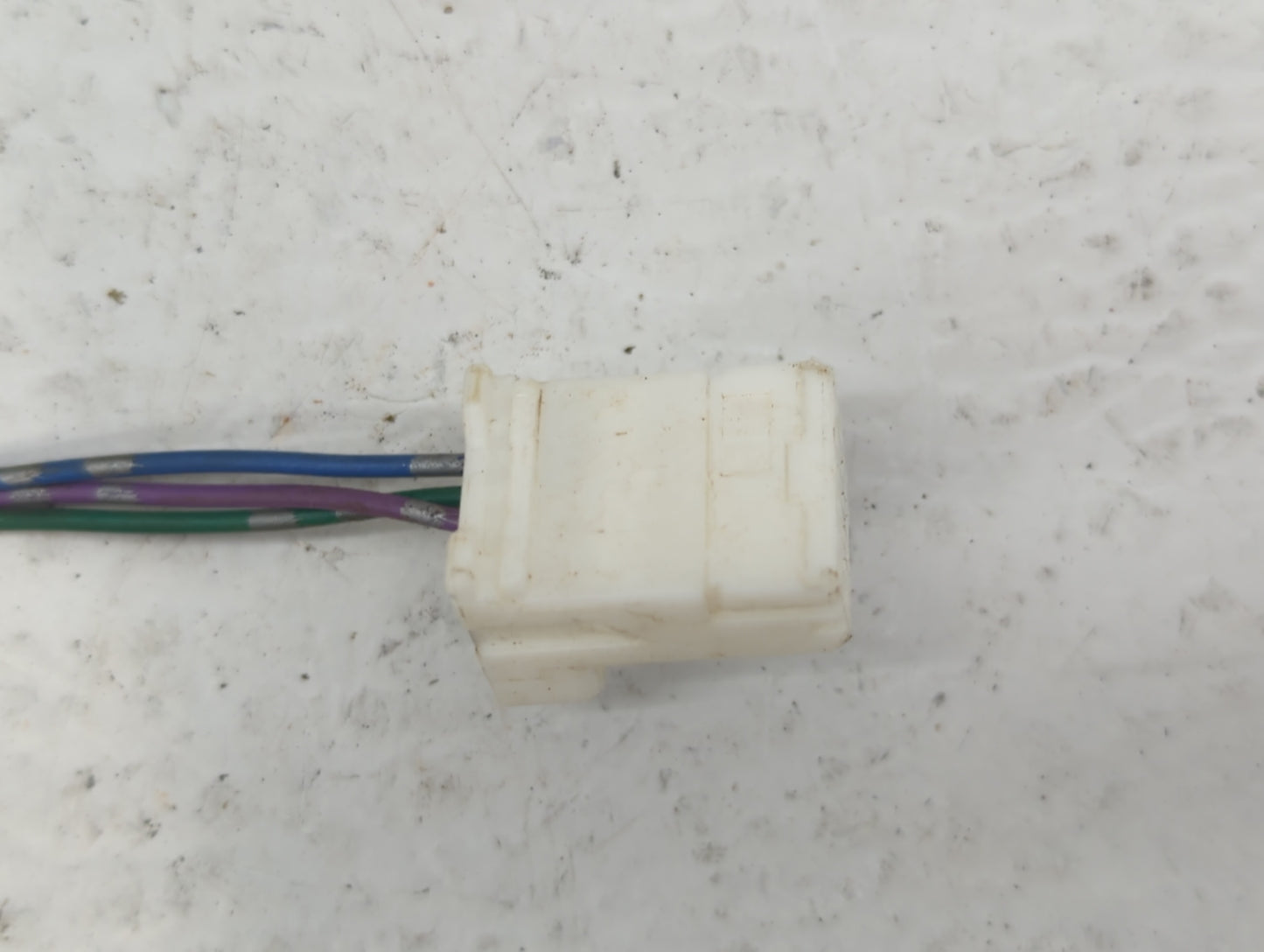 2013-2015 Nissan Sentra Driver Side View Mirror - Left Door Mirror OEM Used - Oemusedautoparts1.com
