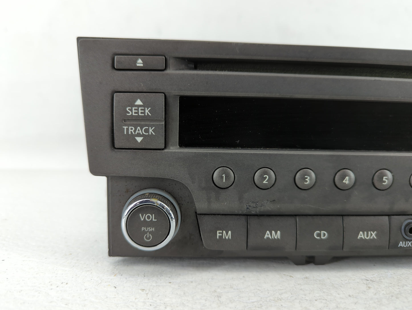 2013-2014 Nissan Sentra Am Fm Cd Player Radio Receiver - Oemusedautoparts1.com
