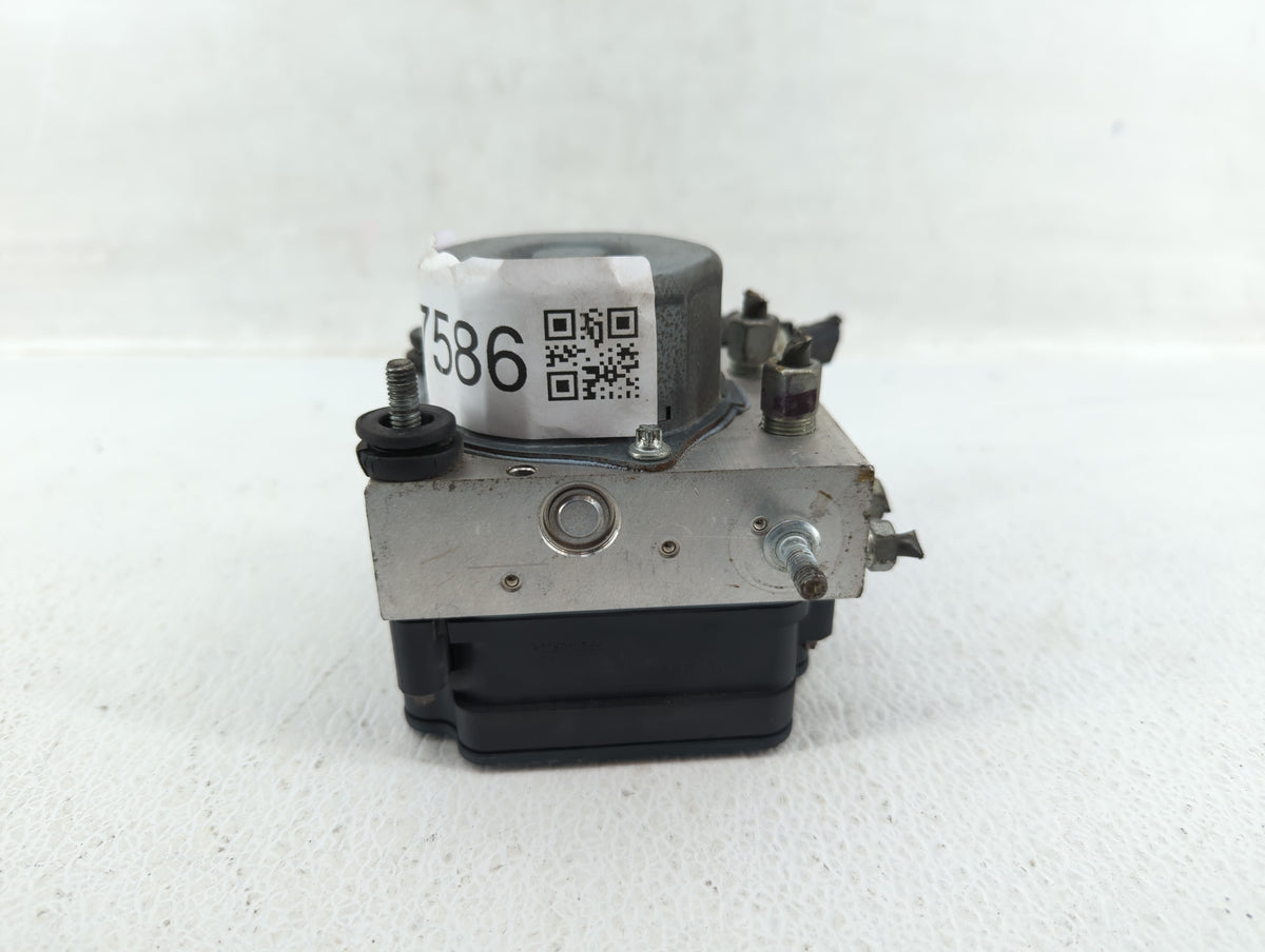 2013-2014 Nissan Sentra Anti-Lock Brake ABS Pump Module Actuator OEM P/N:47660 3SG0A Fits Fits 2013 2014 OEM Used Auto Parts