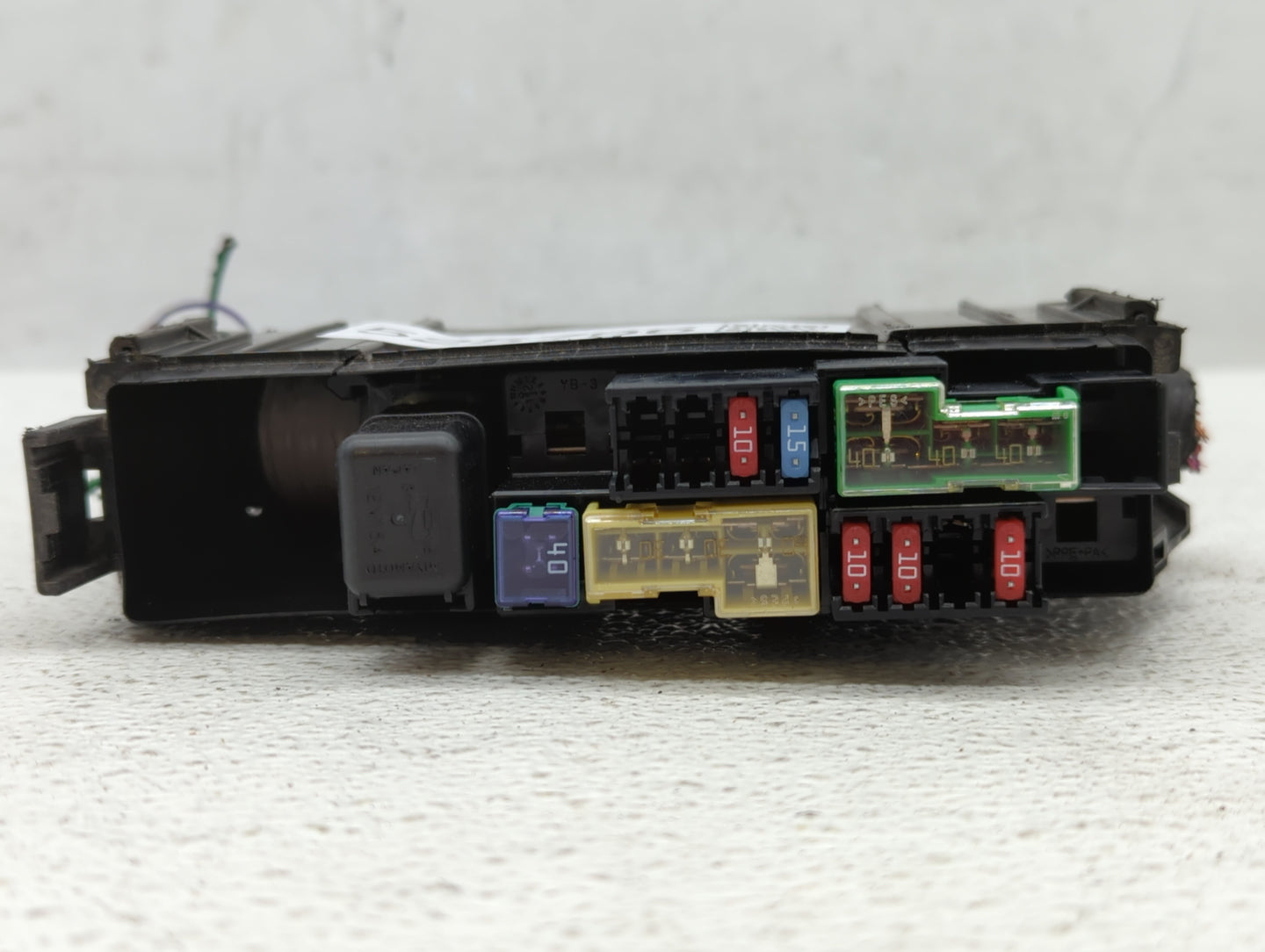 2013-2019 Nissan Sentra Fusebox Fuse Box Panel Relay Module P/N:24382 EW70B Fits Fits 2013 2014 2015 2016 2017 2018 2019 OEM