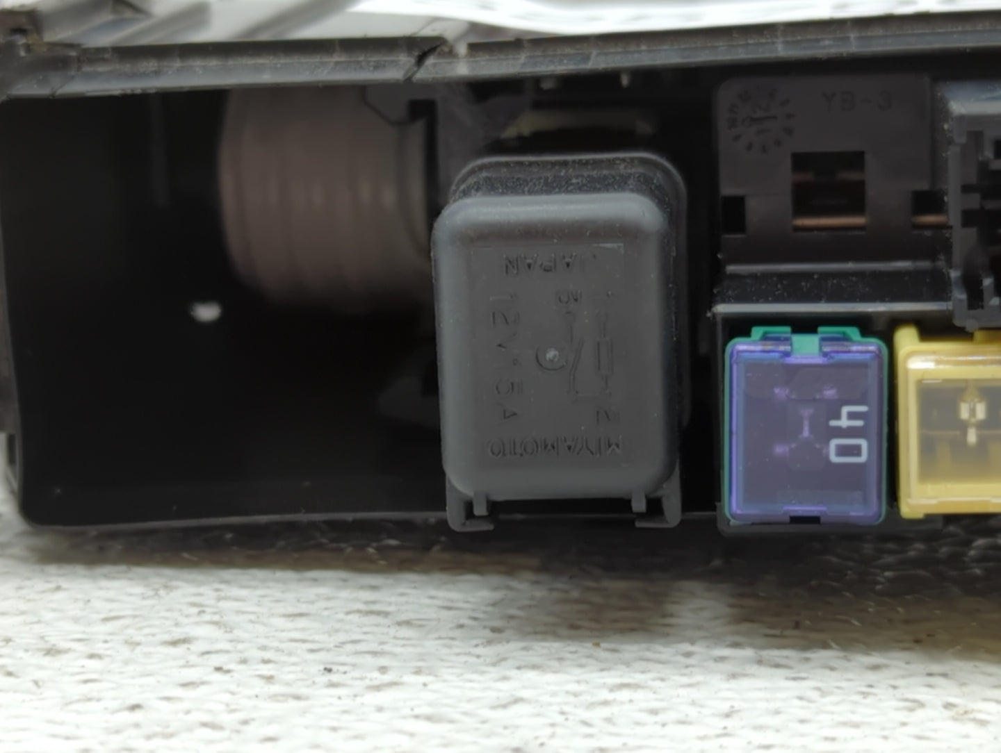 2013-2019 Nissan Sentra Fusebox Fuse Box Panel Relay Module P/N:24382 EW70B Fits Fits 2013 2014 2015 2016 2017 2018 2019 OEM