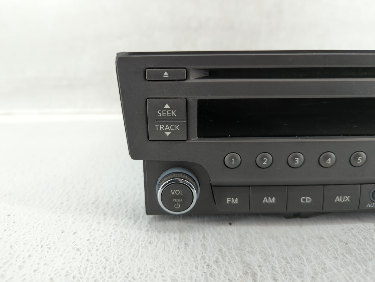 2013-2014 Nissan Sentra Am Fm Cd Player Radio Receiver 526030 - Oemusedautoparts1.com