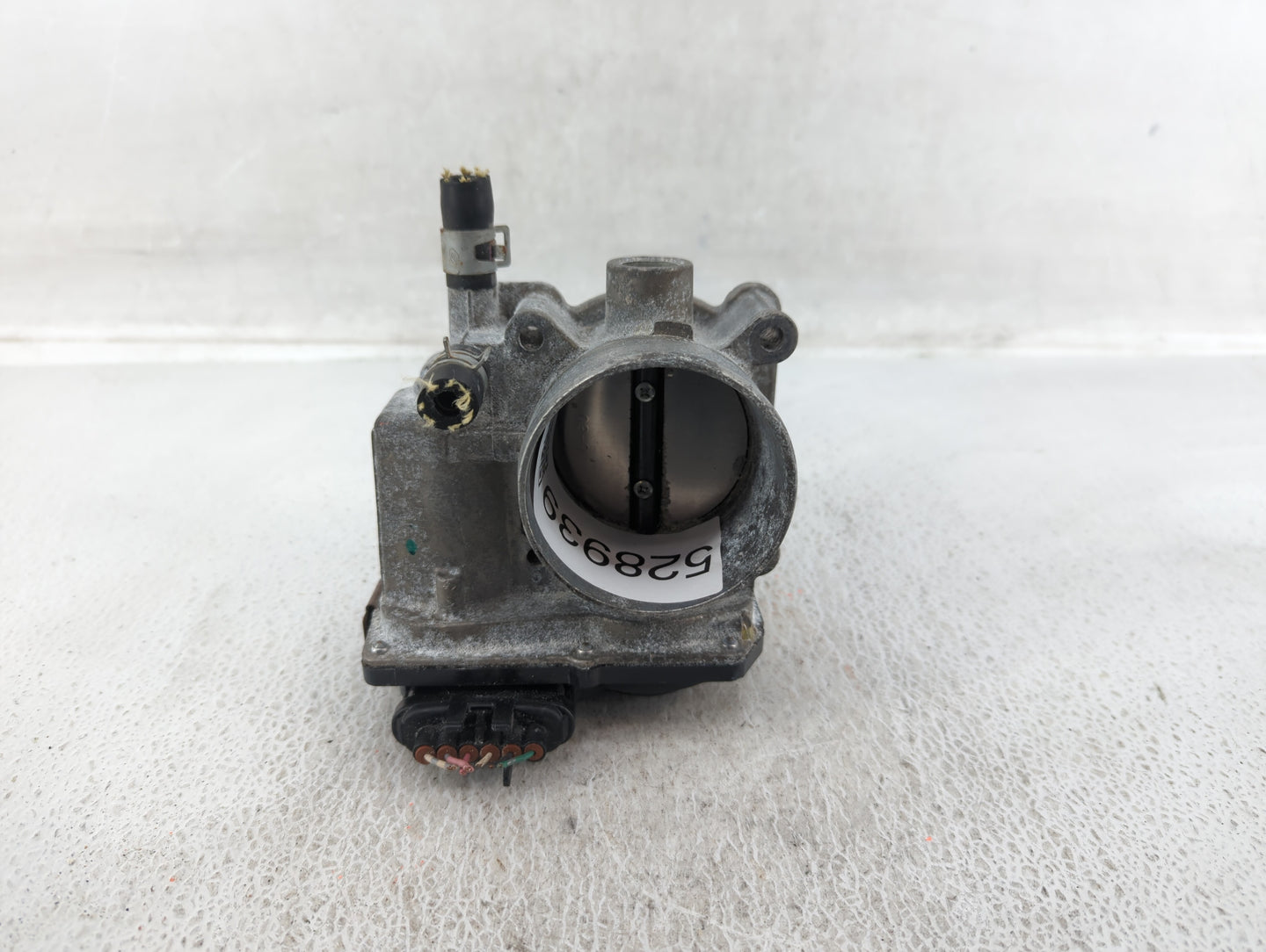 2013-2019 Nissan Sentra Throttle Body P/N:3RA60-01 A 3RA60-01 B Fits Fits 2013 2014 2015 2016 2017 2018 2019 OEM Used Auto P