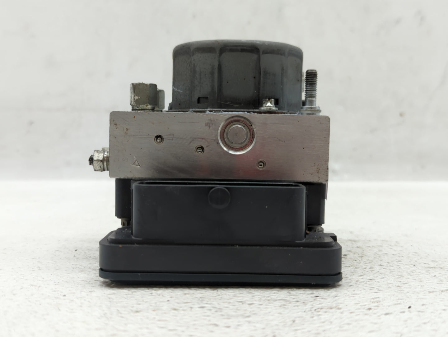 2013-2014 Nissan Sentra ABS Pump Control Module Replacement P/N:47660 3SG0A Fits Fits 2013 2014 OEM Used Auto Parts - Oemuse