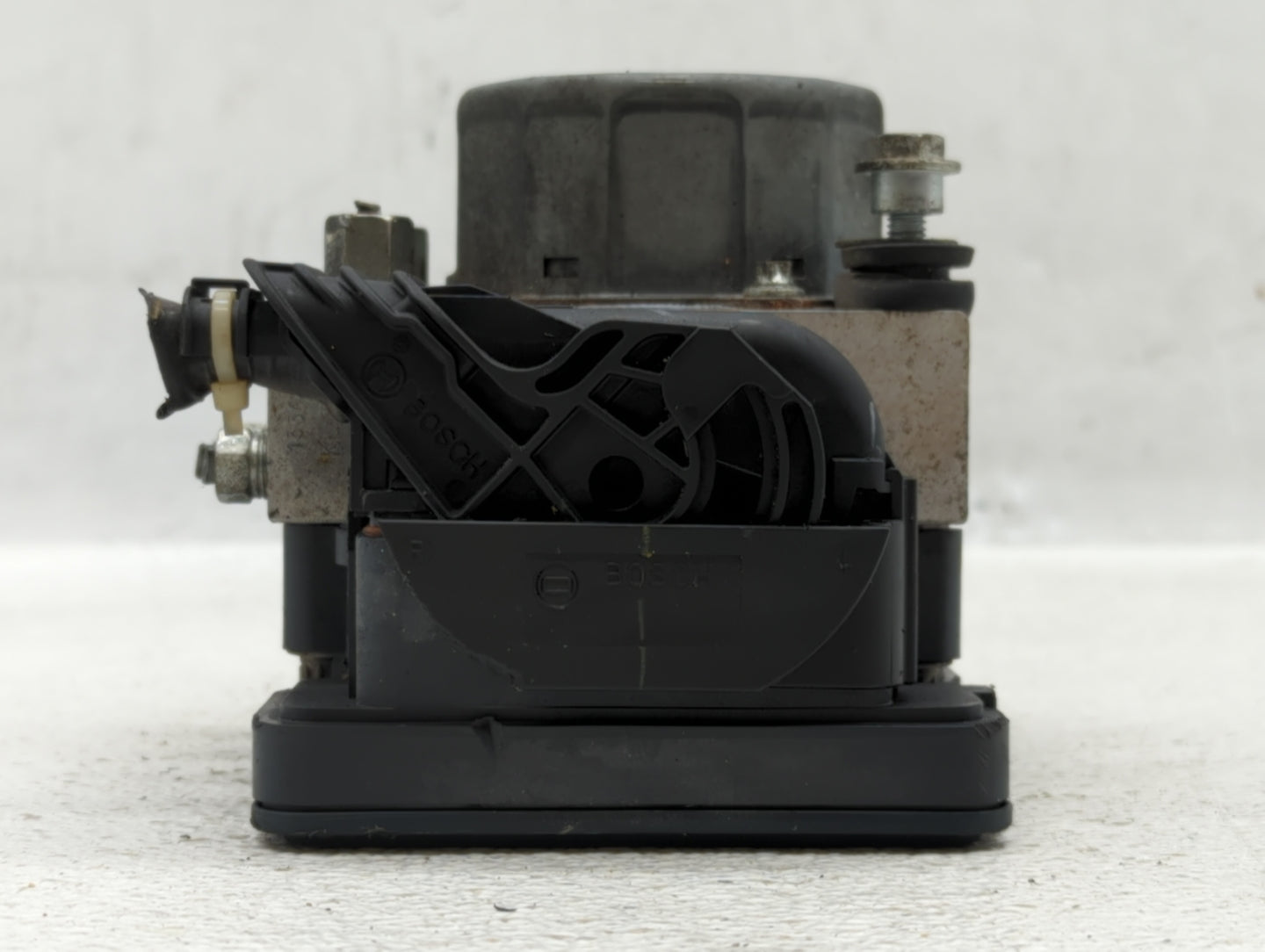2013-2014 Nissan Sentra ABS Pump Control Module Replacement P/N:47660 3SG0C 47660 3SG0A Fits Fits 2013 2014 OEM Used Auto Pa