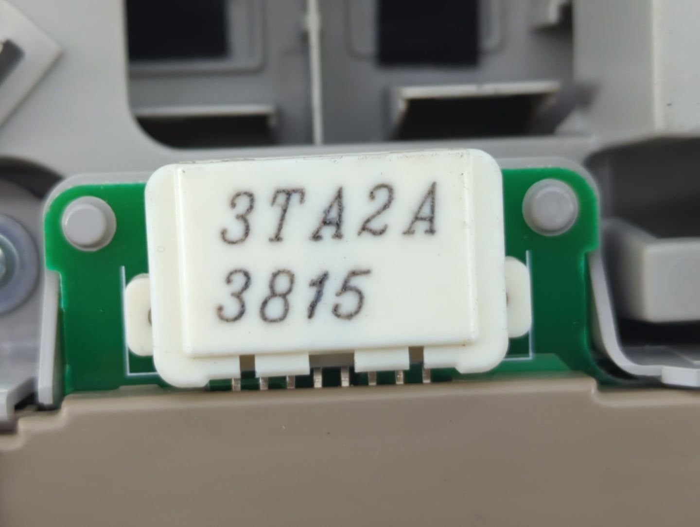2013-2014 Nissan Sentra Center Floor Console P/N:3TA2A3815 Fits Fits 2013 2014 2015 2016 OEM Used Auto Parts - Oemusedautopa