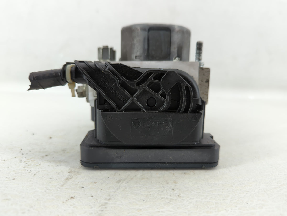 2013-2014 Nissan Sentra Anti-Lock Brake ABS Pump Module Actuator OEM P/N:47660 3SG0A Fits Fits 2013 2014 OEM Used Auto Parts
