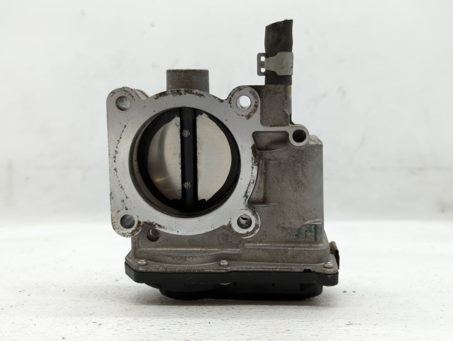 2013-2019 Nissan Sentra Throttle Body P/N:3RA60-01 A Fits Fits 2013 2014 2015 2016 2017 2018 2019 OEM Used Auto Parts - Oemu