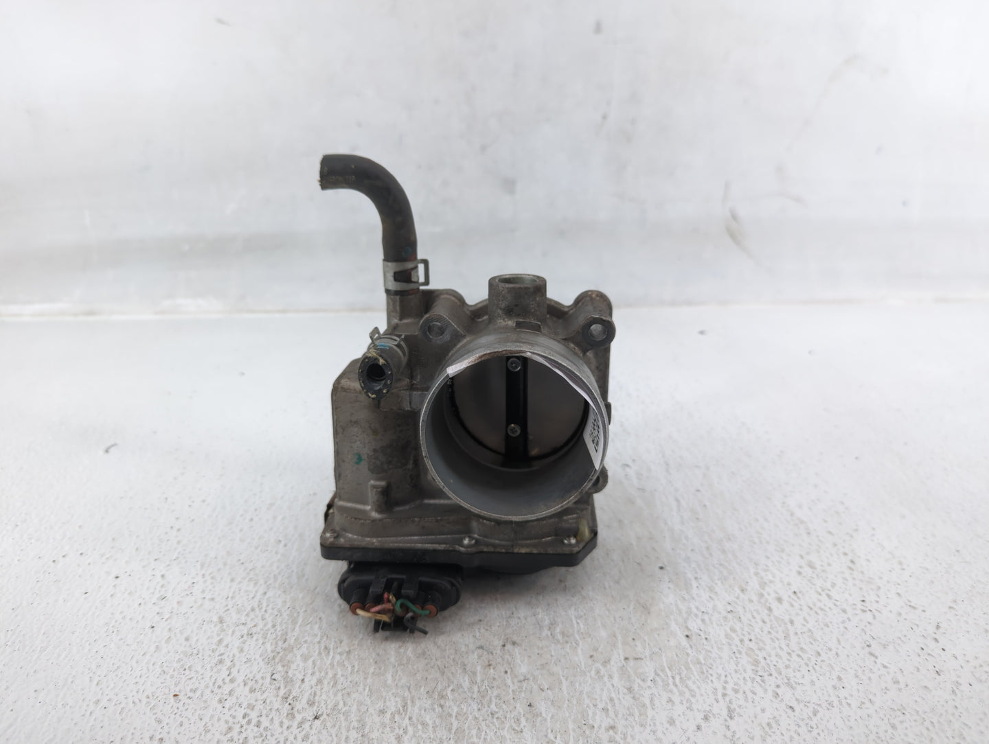 2013-2019 Nissan Sentra Throttle Body P/N:3RA60-01 A Fits Fits 2013 2014 2015 2016 2017 2018 2019 OEM Used Auto Parts - Oemu