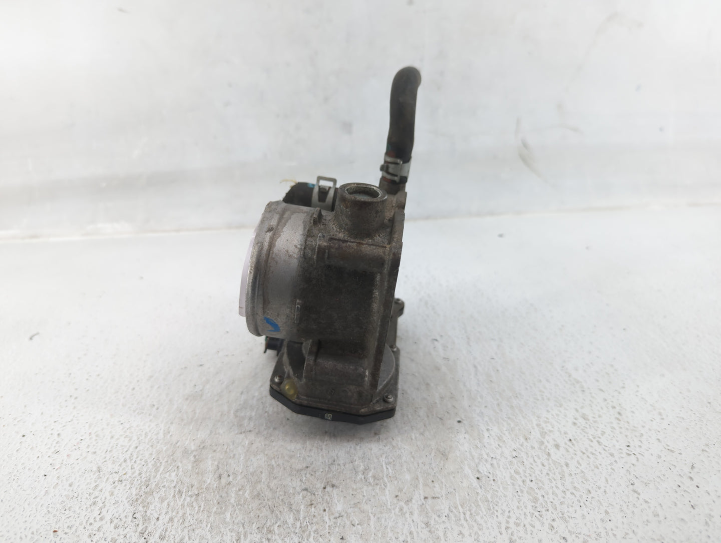 2013-2019 Nissan Sentra Throttle Body P/N:3RA60-01 A Fits Fits 2013 2014 2015 2016 2017 2018 2019 OEM Used Auto Parts - Oemu
