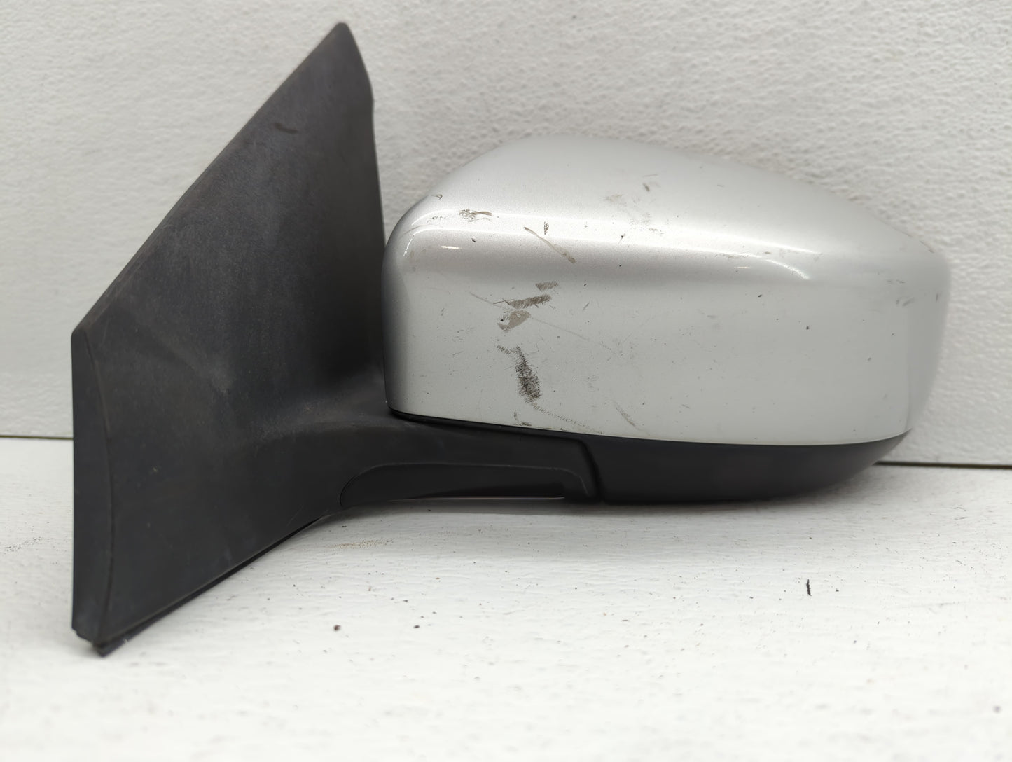 2013-2015 Nissan Sentra Driver Side View Mirror - Left Door Mirror OEM Used - Oemusedautoparts1.com