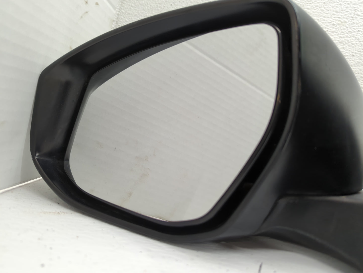 2013-2015 Nissan Sentra Driver Side View Mirror - Left Door Mirror OEM Used - Oemusedautoparts1.com