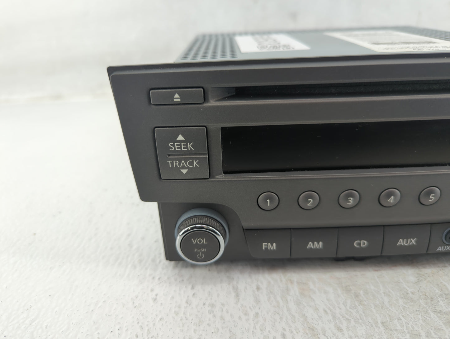 2013-2014 Nissan Sentra Am Fm Cd Player Radio Receiver - Oemusedautoparts1.com