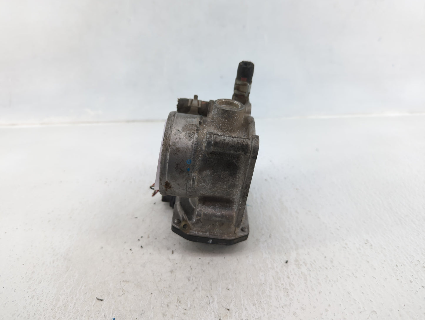2013-2019 Nissan Sentra Throttle Body P/N:3RA60-01 Fits Fits 2013 2014 2015 2016 2017 2018 2019 OEM Used Auto Parts - Oemuse