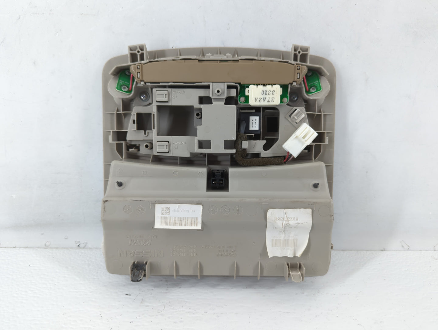2013 Nissan Sentra Overhead Roof Console - Oemusedautoparts1.com