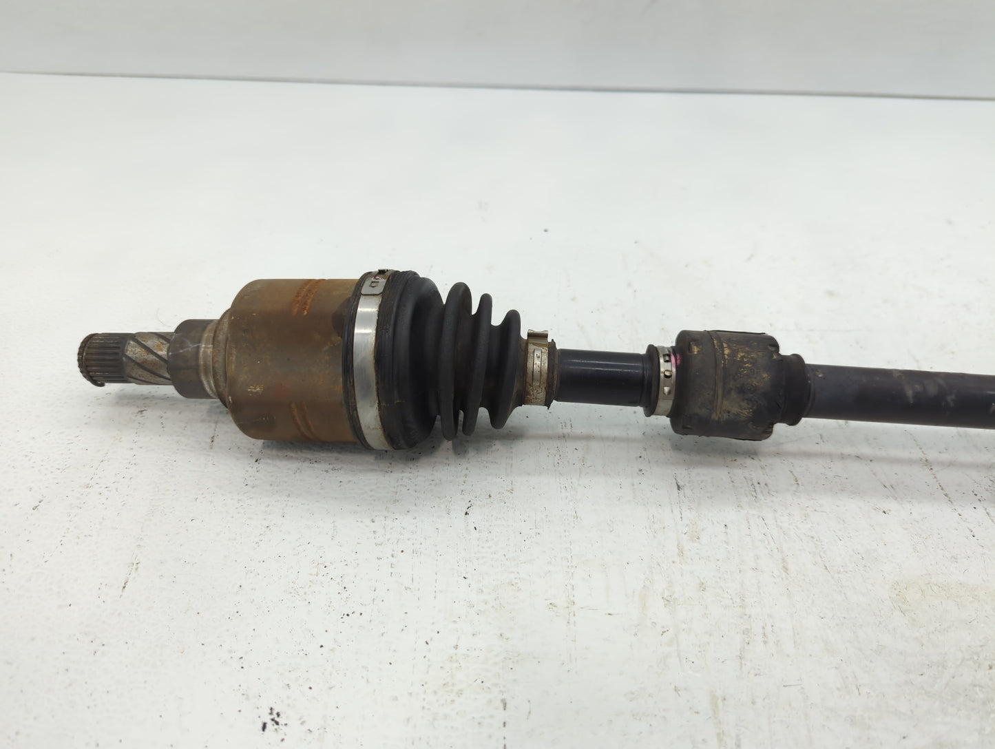 2013-2019 Nissan Sentra Axle Shaft Front Driver Cv C/v - Oemusedautoparts1.com