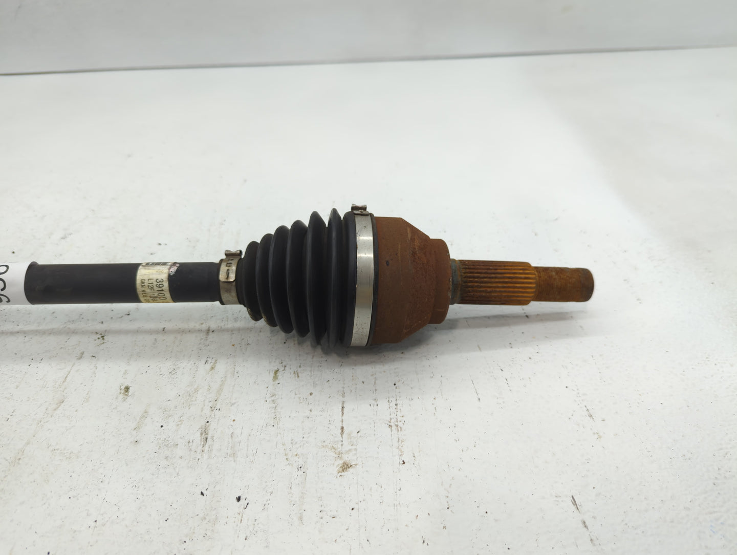 2013-2019 Nissan Sentra Axle Shaft Front Driver Cv C/v - Oemusedautoparts1.com