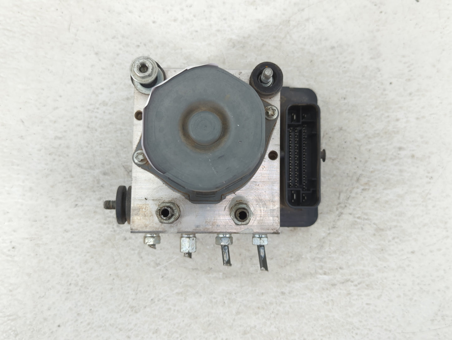 2013-2014 Nissan Sentra ABS Pump Control Module Replacement P/N:47660 3SG0A Fits Fits 2013 2014 OEM Used Auto Parts - Oemuse
