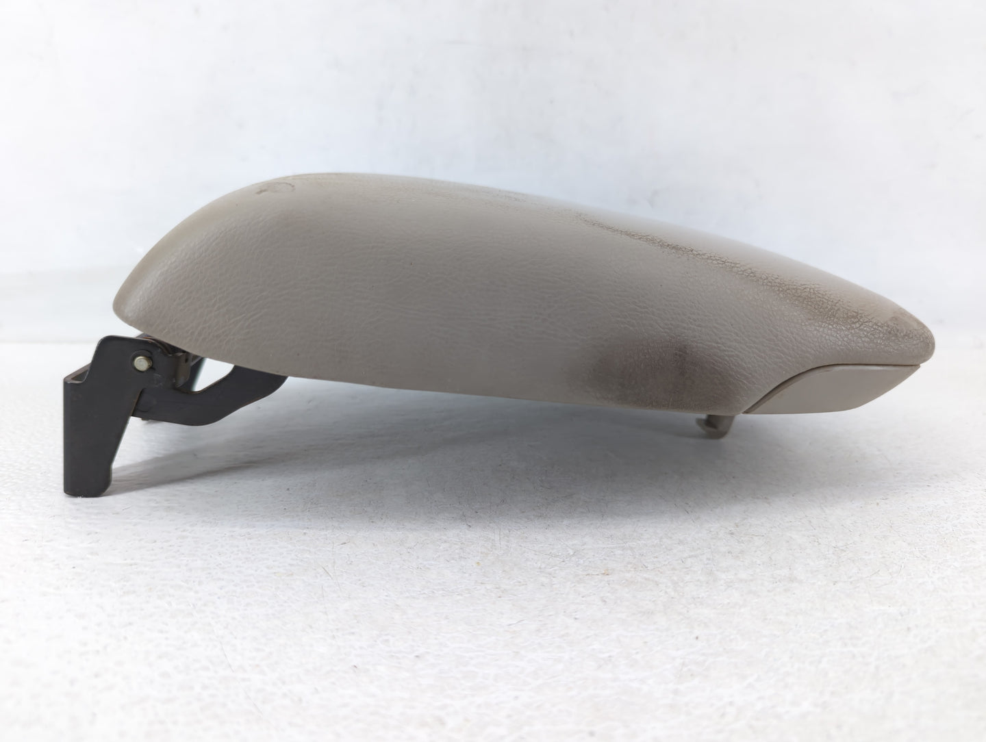 2013-2014 Nissan Sentra Center Console Armrest Cover Lid Beige - Oemusedautoparts1.com
