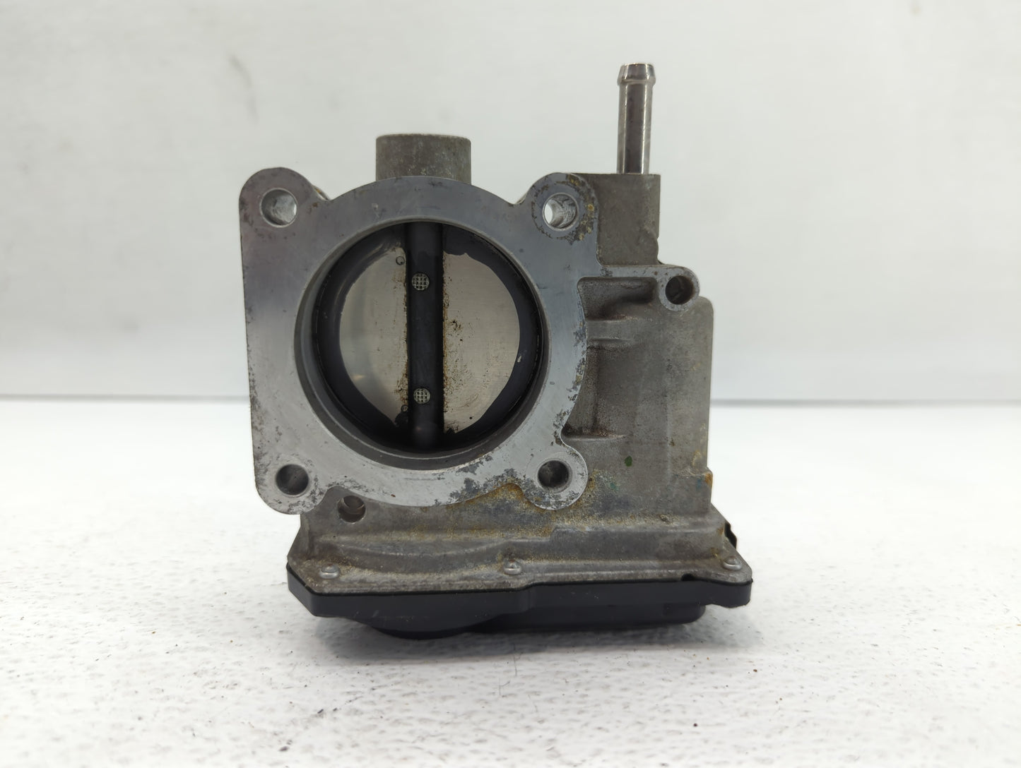 2013-2019 Nissan Sentra Throttle Body P/N:3RA60-01 A 3RA60-01 B Fits Fits 2013 2014 2015 2016 2017 2018 2019 OEM Used Auto P