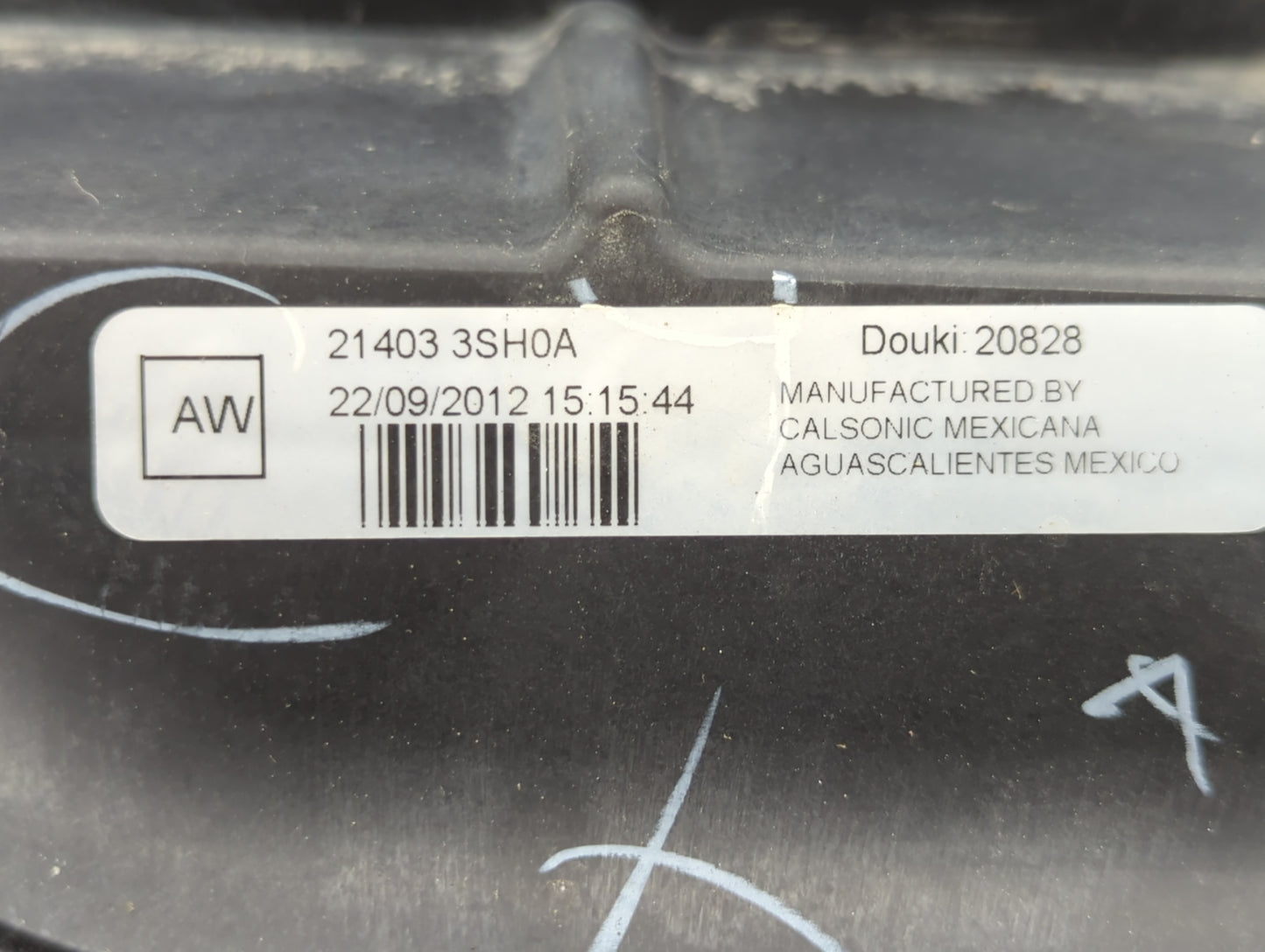 2013-2014 Nissan Sentra Left Radiator Fan Motor Assembly Black - Oemusedautoparts1.com