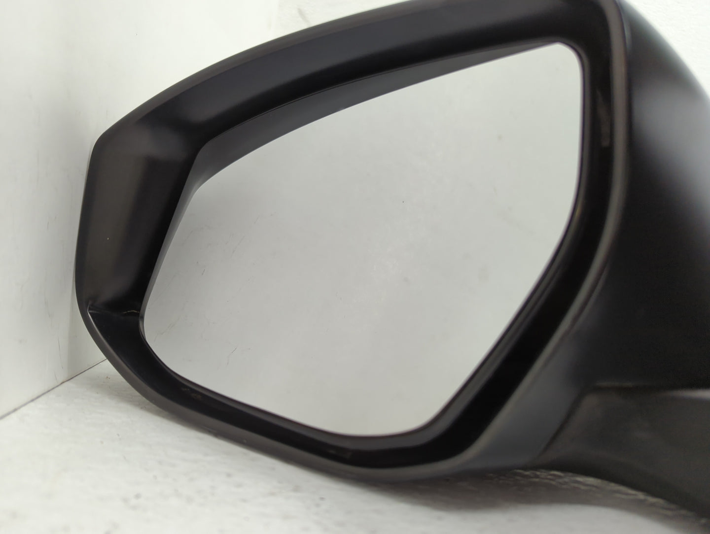 2013-2015 Nissan Sentra Driver Side View Mirror - Left Door Mirror OEM Used - Oemusedautoparts1.com