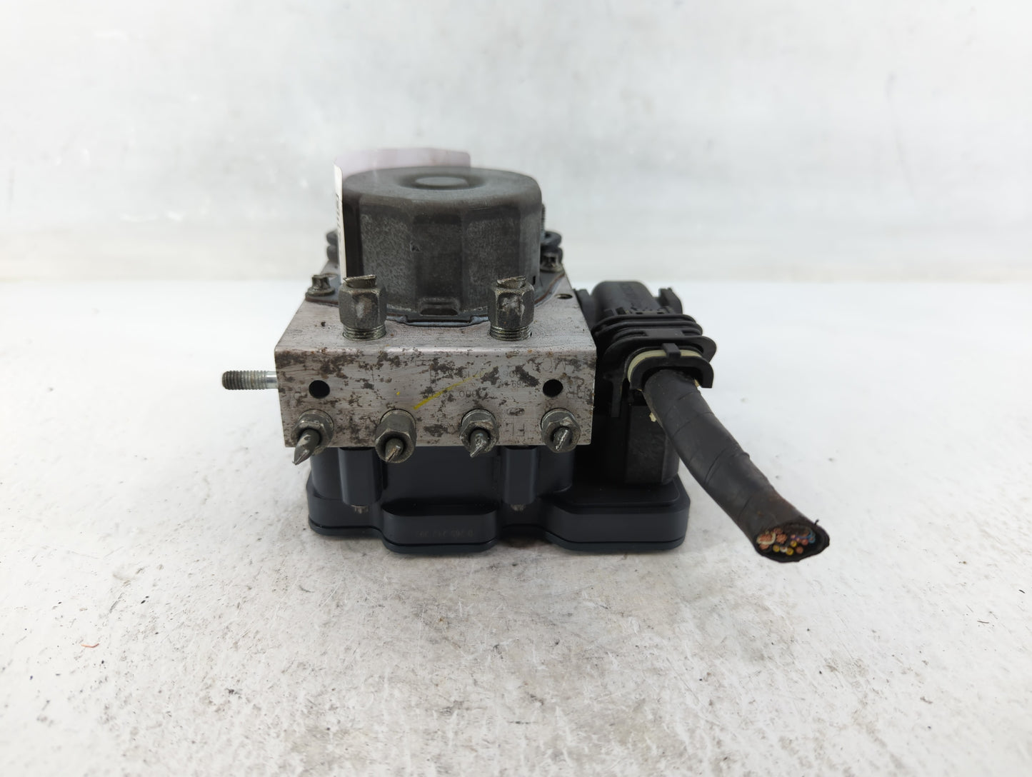 2013-2014 Nissan Sentra ABS Pump Control Module Replacement P/N:47660 3SG0A Fits Fits 2013 2014 OEM Used Auto Parts - Oemuse
