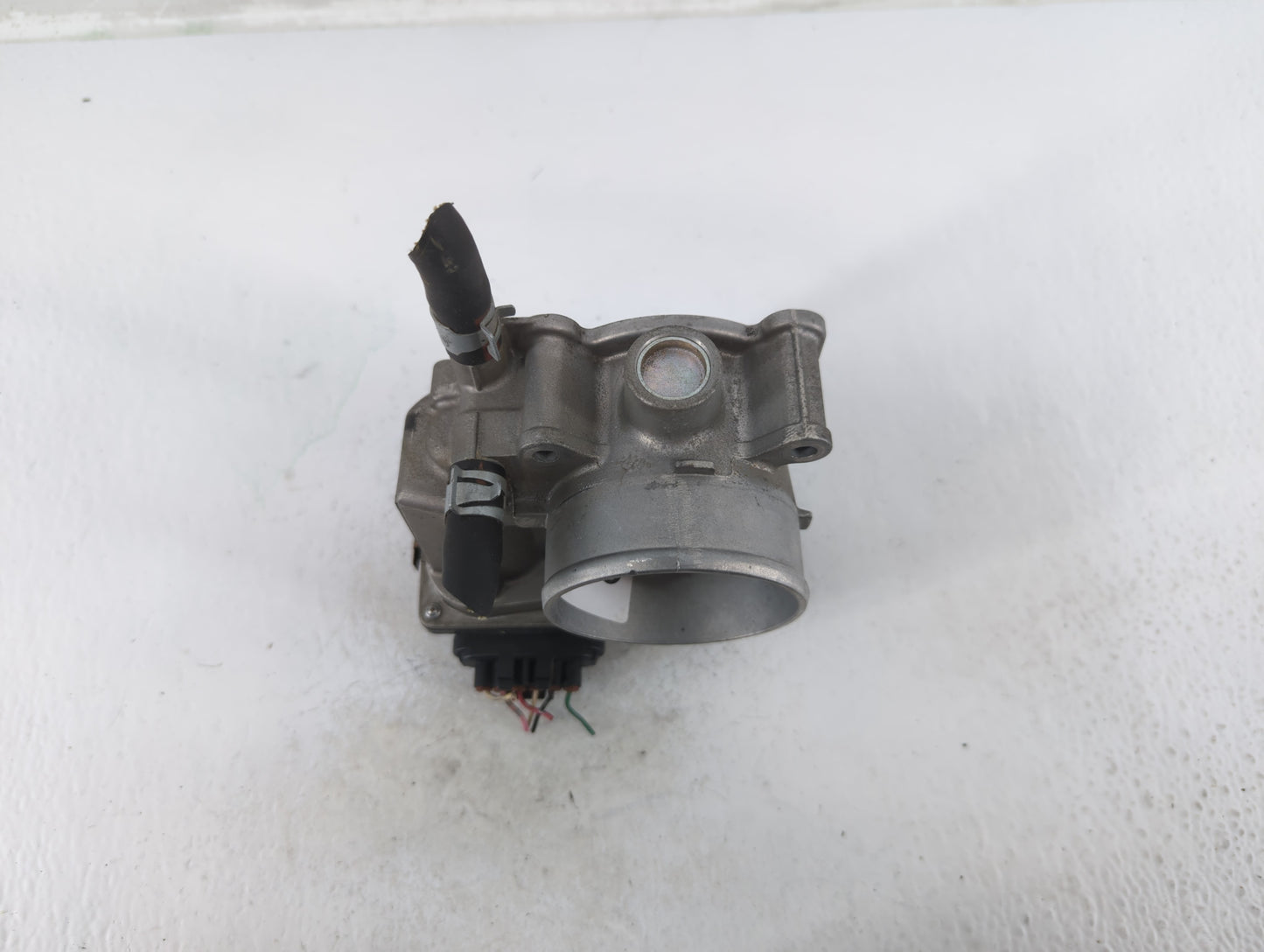 2013-2019 Nissan Sentra Throttle Body P/N:3RA60-01 A Fits Fits 2013 2014 2015 2016 2017 2018 2019 OEM Used Auto Parts - Oemu