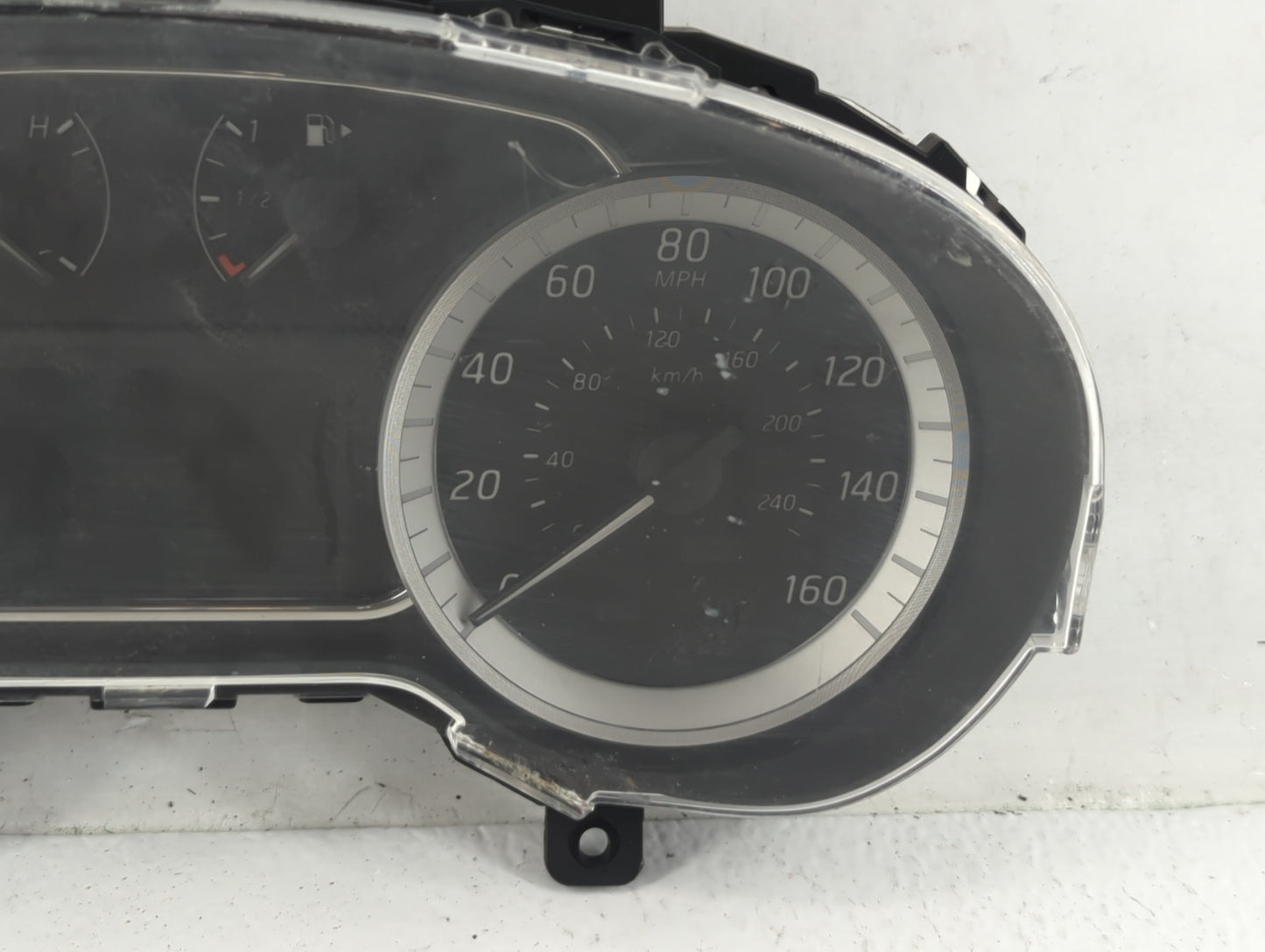 2013-2014 Nissan Sentra Instrument Cluster Speedometer Gauges P/N:248103SG1A Fits Fits 2013 2014 OEM Used Auto Parts - Oemus