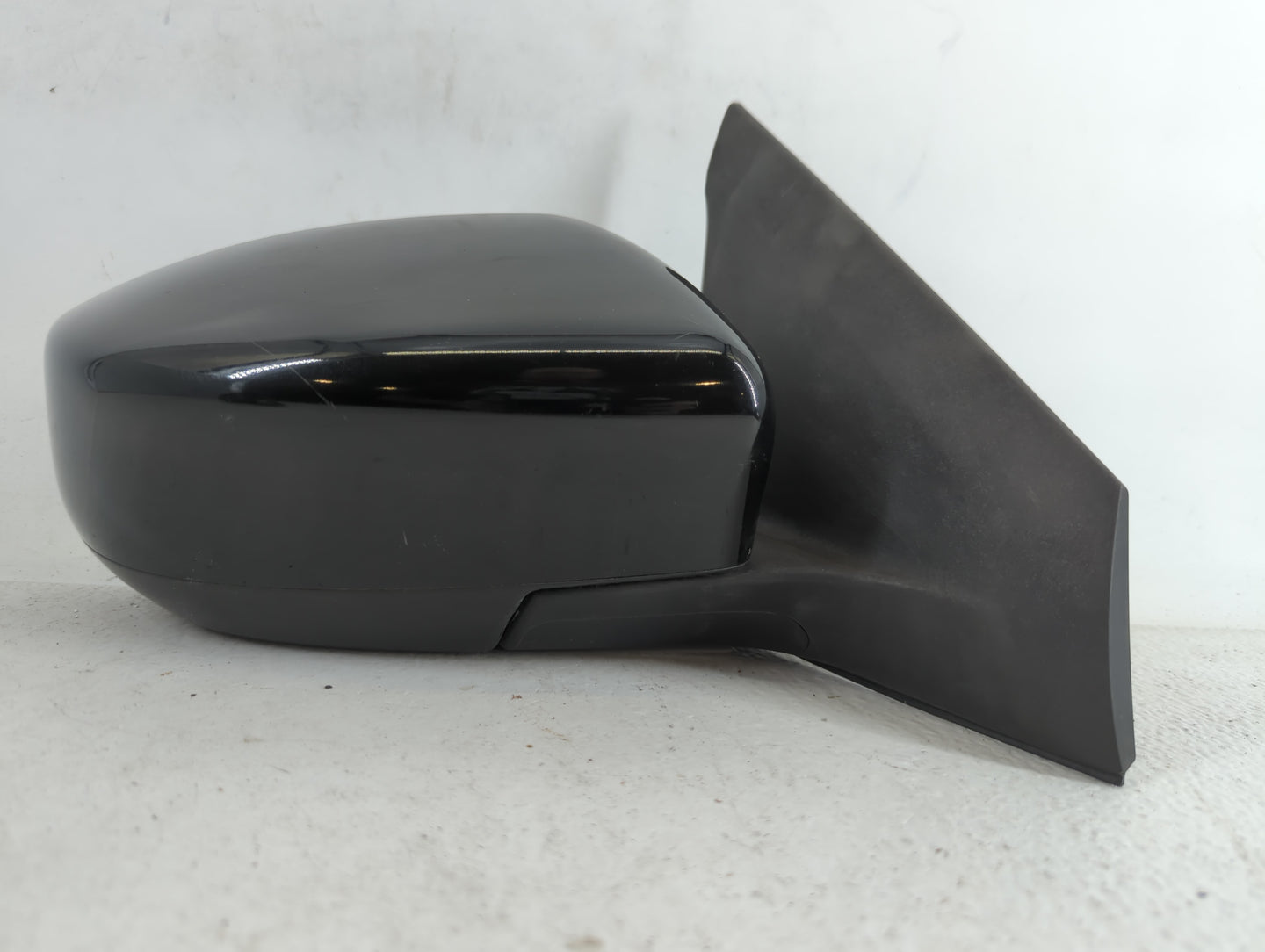 2013-2015 Nissan Sentra Passenger Side View Mirror - Right Door Mirror OEM Used - Oemusedautoparts1.com