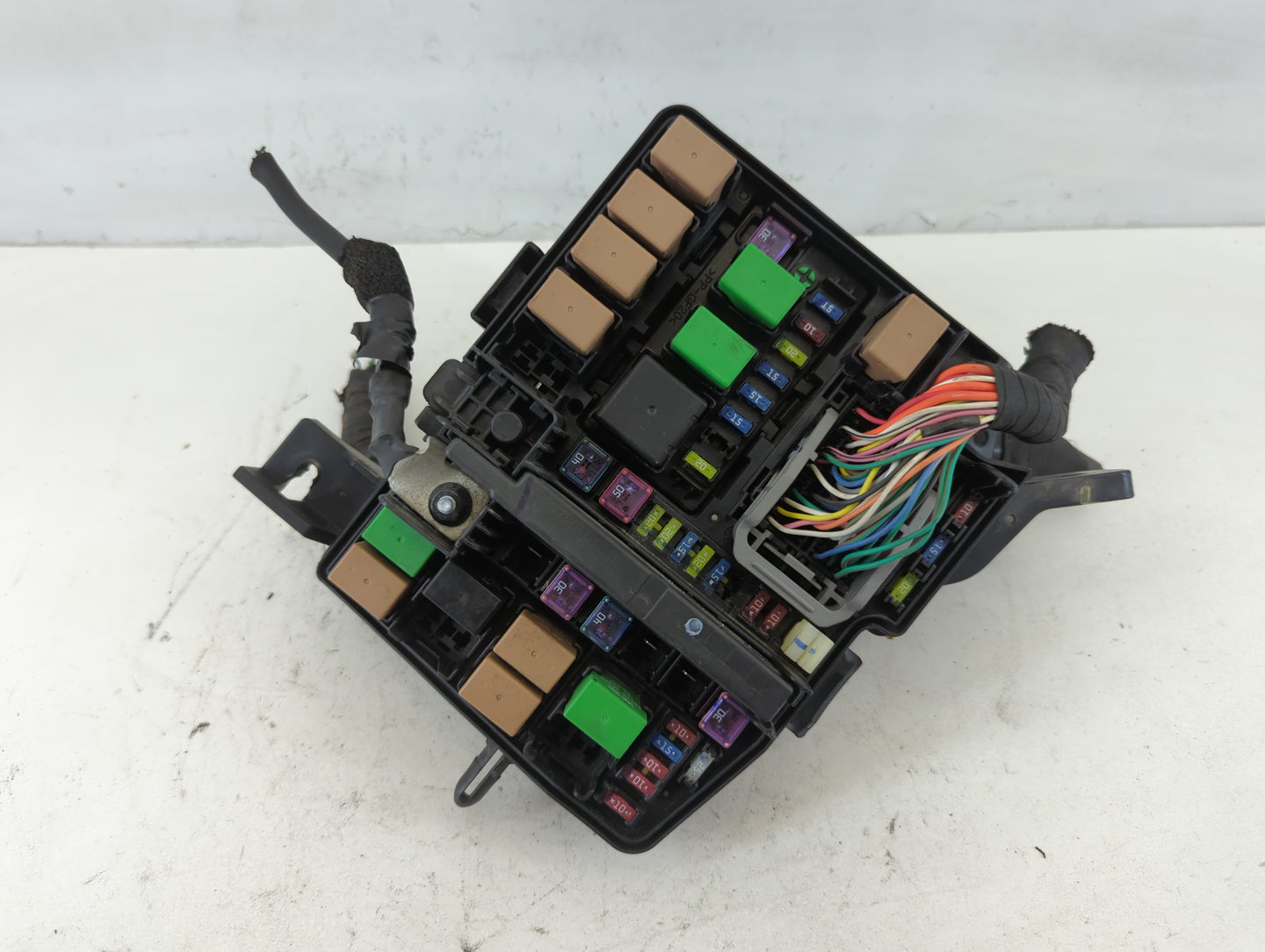 2013 Nissan Sentra Fusebox Fuse Box Panel Relay Module P/N:VS912003Q074YA NL40414340, 12044 1445 Fits OEM Used Auto Parts - 