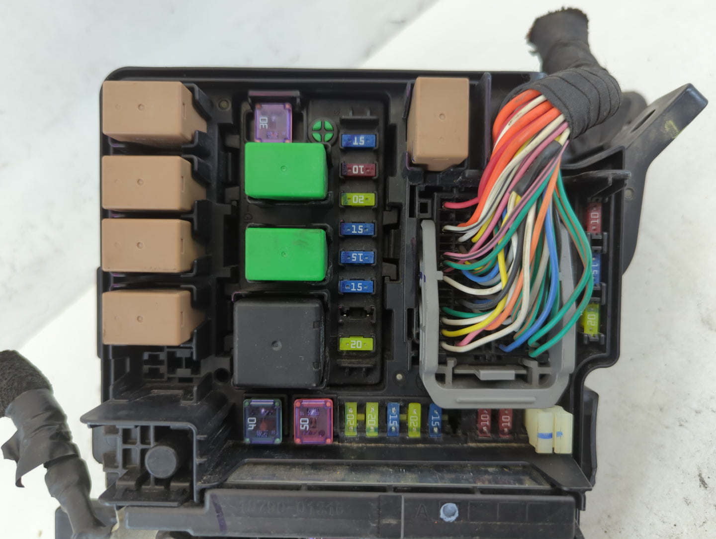 2013 Nissan Sentra Fusebox Fuse Box Panel Relay Module P/N:VS912003Q074YA NL40414340, 12044 1445 Fits OEM Used Auto Parts - 
