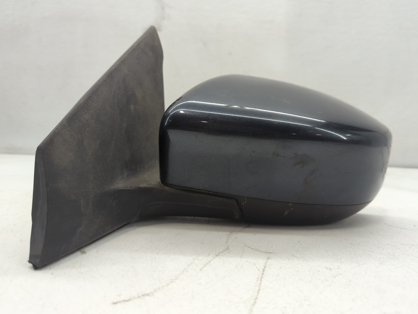 2013-2015 Nissan Sentra Driver Side View Mirror - Left Door Mirror OEM Used - Oemusedautoparts1.com