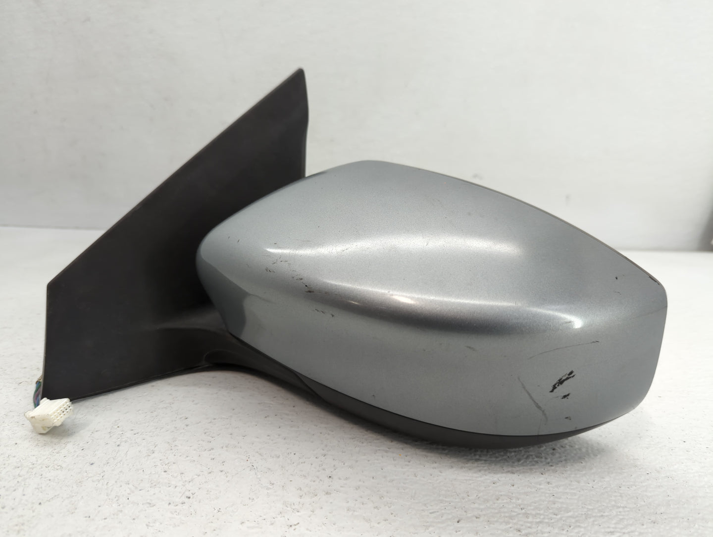 2013-2015 Nissan Sentra Driver Side View Mirror - Left Door Mirror OEM Used - Oemusedautoparts1.com