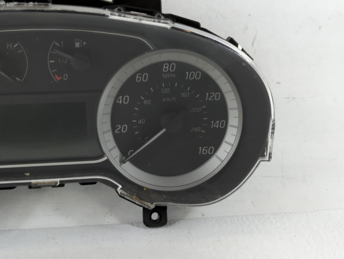 2013-2014 Nissan Sentra Instrument Cluster Speedometer Gauges P/N:248103SG1A Fits Fits 2013 2014 OEM Used Auto Parts - Oemus