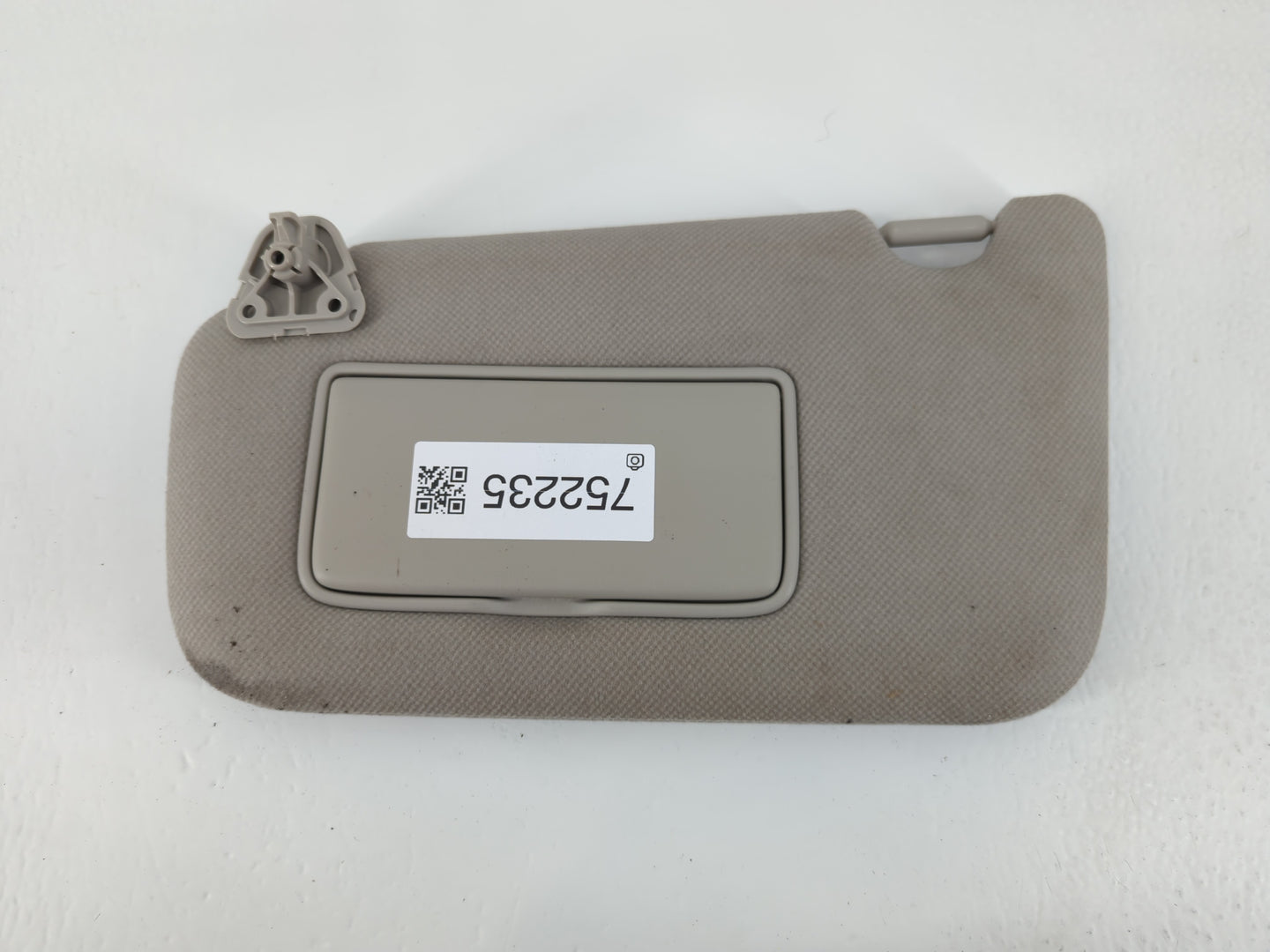 2013-2019 Nissan Sentra Sun Visor Shade Replacement Driver Left Mirror Fits Fits 2013 2014 2015 2016 2017 2018 2019 OEM Used