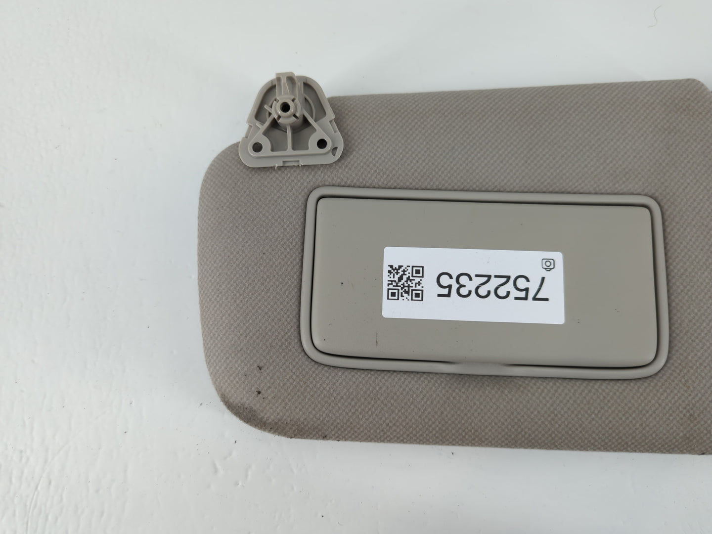 2013-2019 Nissan Sentra Sun Visor Shade Replacement Driver Left Mirror Fits Fits 2013 2014 2015 2016 2017 2018 2019 OEM Used