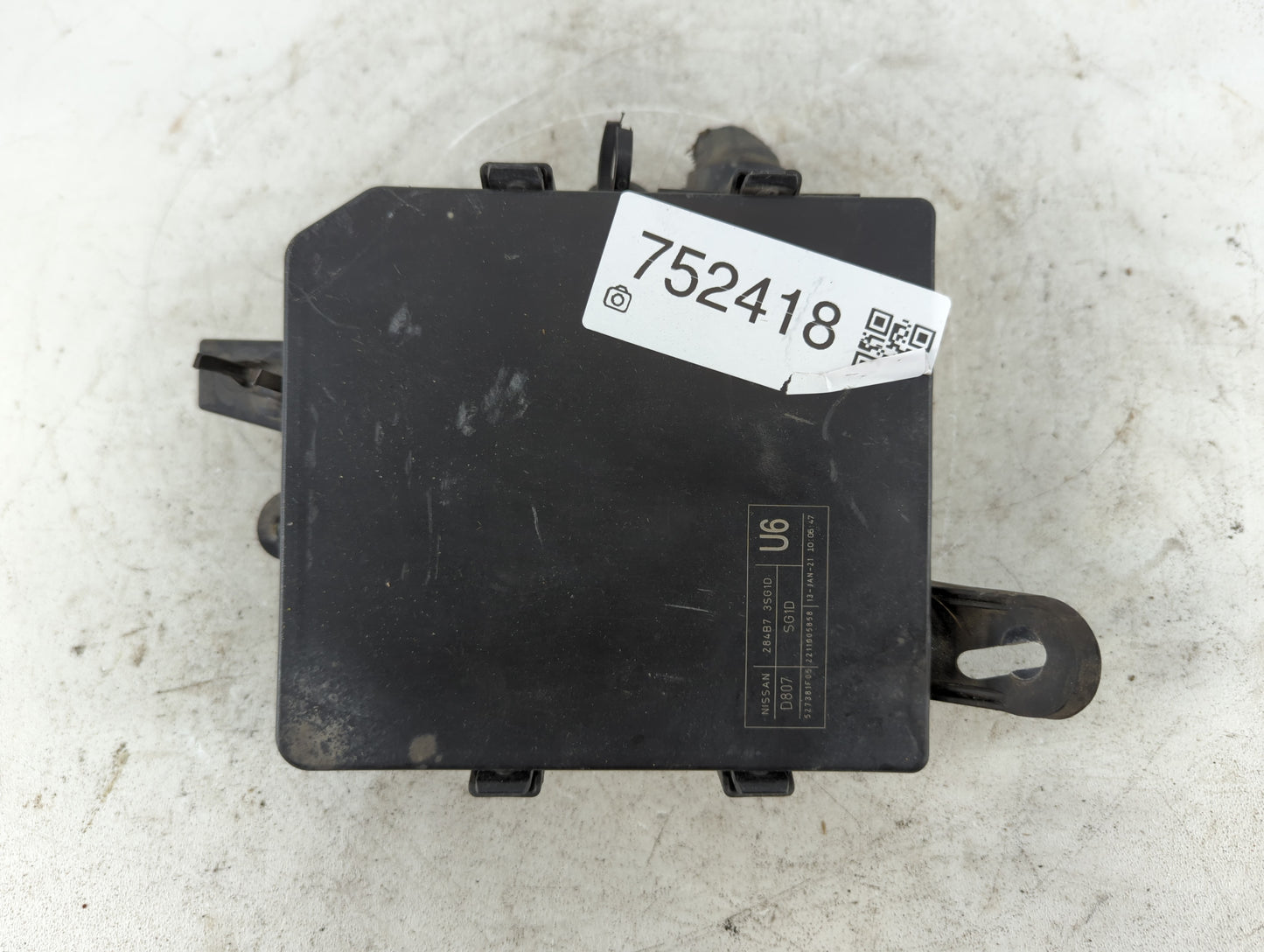 2013-2019 Nissan Sentra Fusebox Fuse Box Panel Relay Module P/N:284B7 3SG1D Fits Fits 2013 2014 2015 2016 2017 2018 2019 OEM