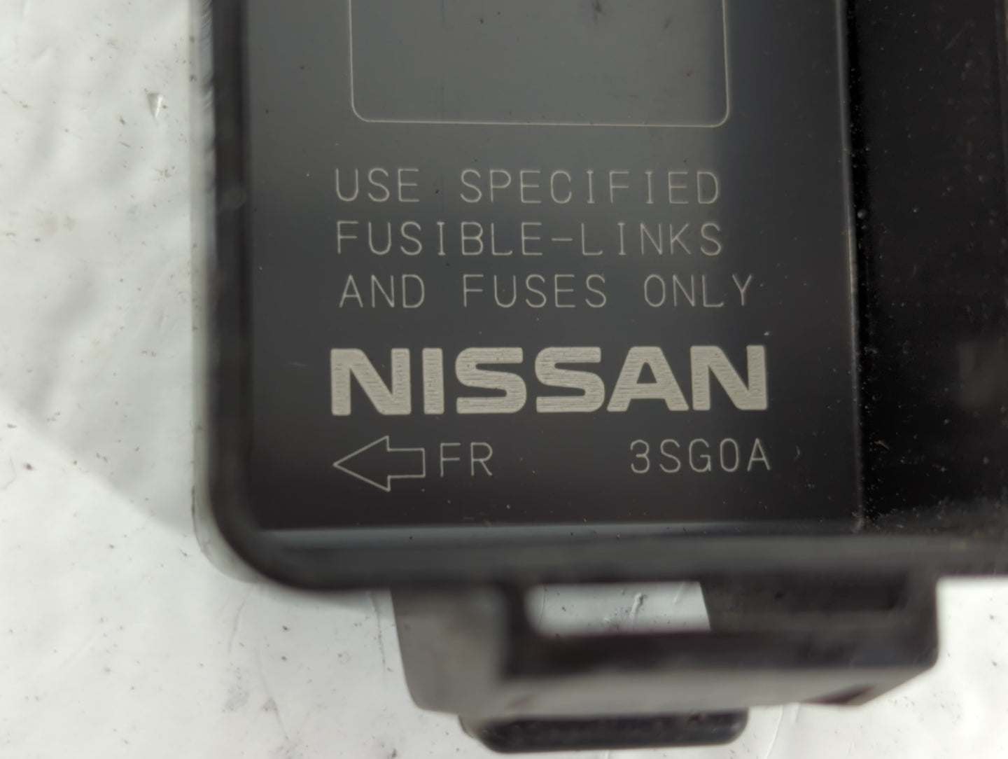 2013-2019 Nissan Sentra Fusebox Fuse Box Panel Relay Module P/N:3SG0A Fits Fits 2013 2014 2015 2016 2017 2018 2019 OEM Used 