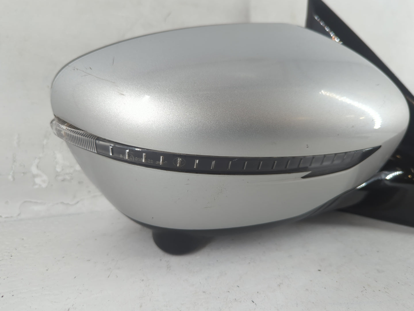 2013 Nissan Sentra Passenger Side View Mirror - Right Door Mirror OEM Used - Oemusedautoparts1.com