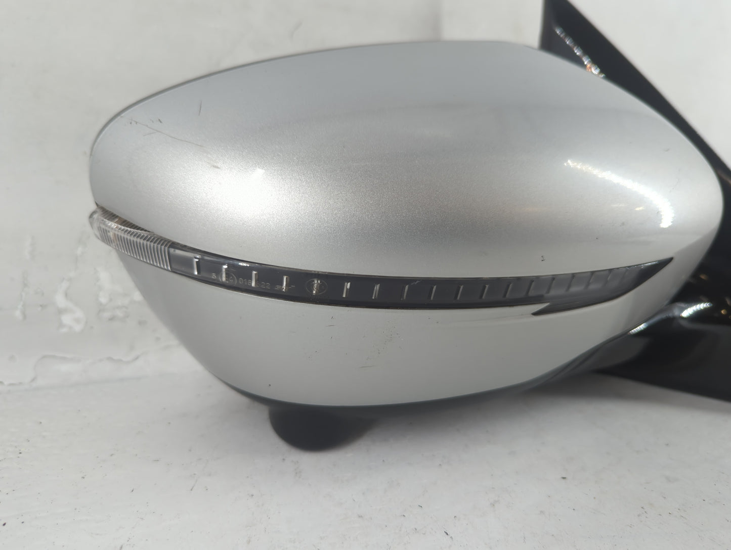 2013 Nissan Sentra Passenger Side View Mirror - Right Door Mirror OEM Used - Oemusedautoparts1.com