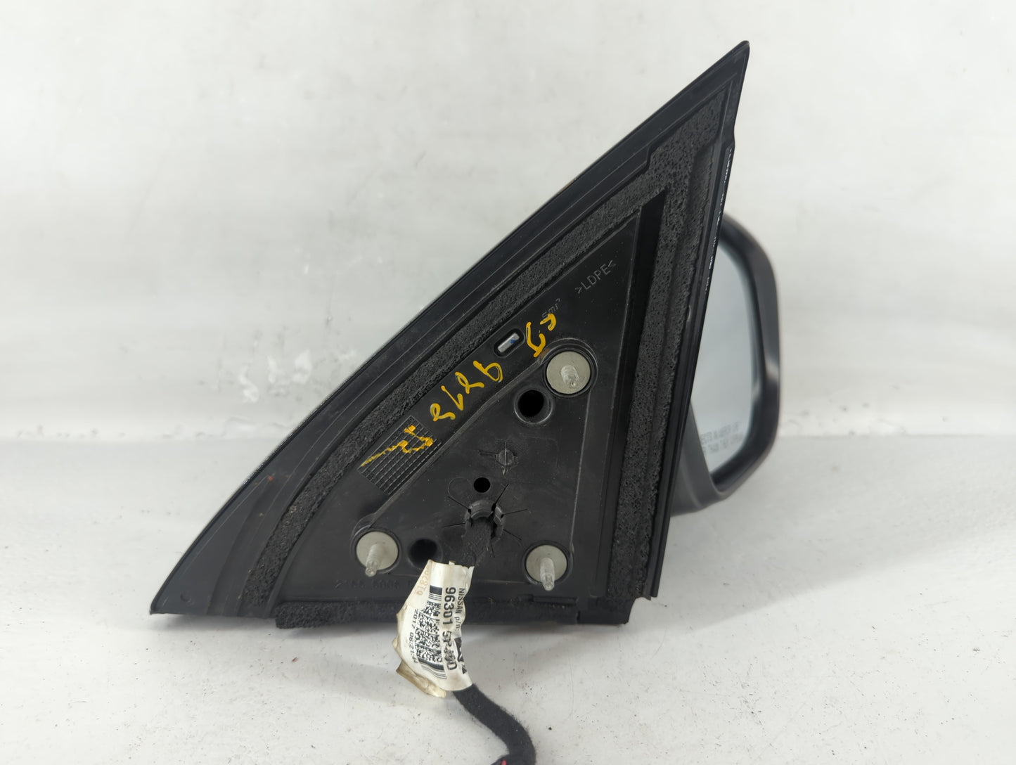 2013 Nissan Sentra Passenger Side View Mirror - Right Door Mirror OEM Used - Oemusedautoparts1.com